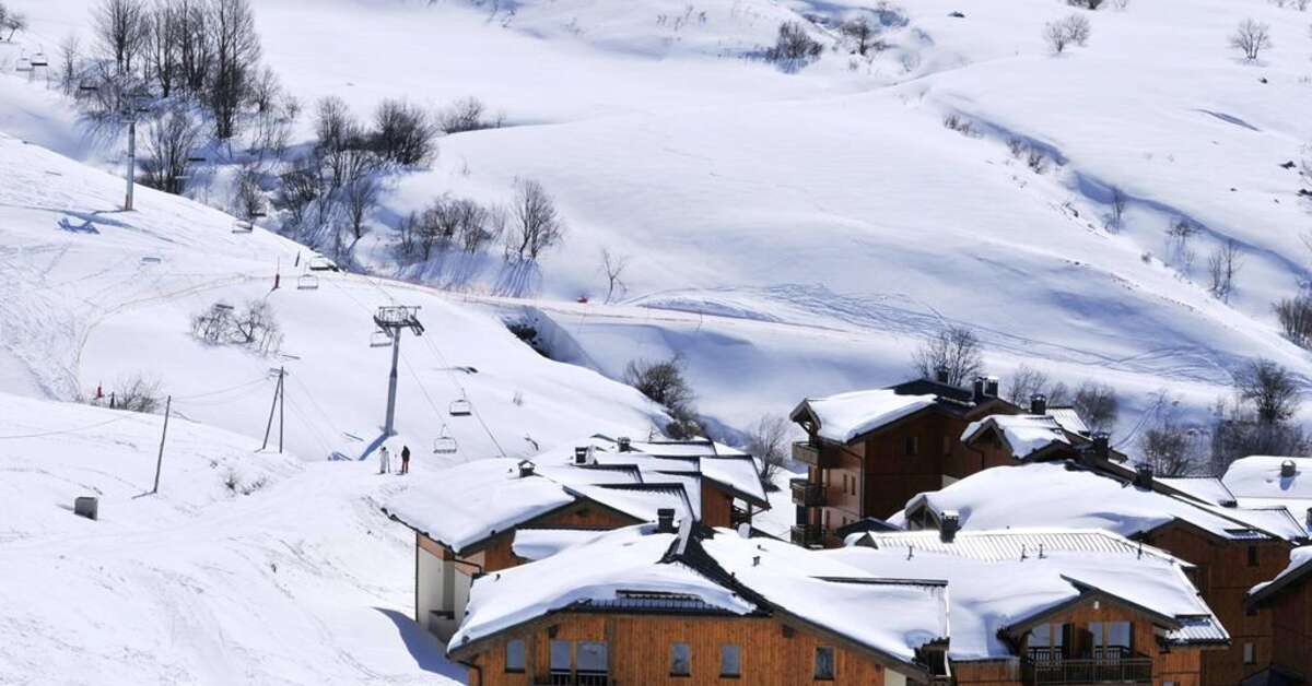 Een foto van de buitenkant van Goelia Les 4 Vallees