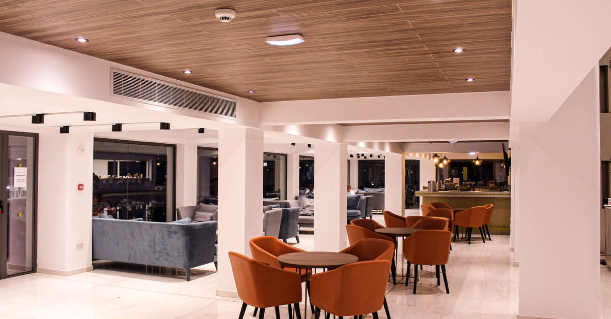 Een foto van het interieur van Pierre Anne Beach Hotel