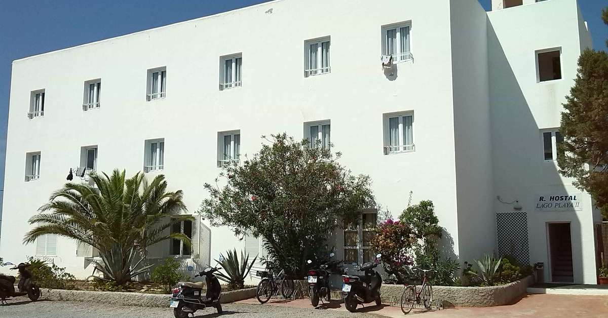 Ein Foto von der Außenansicht des Lago Playa Resort