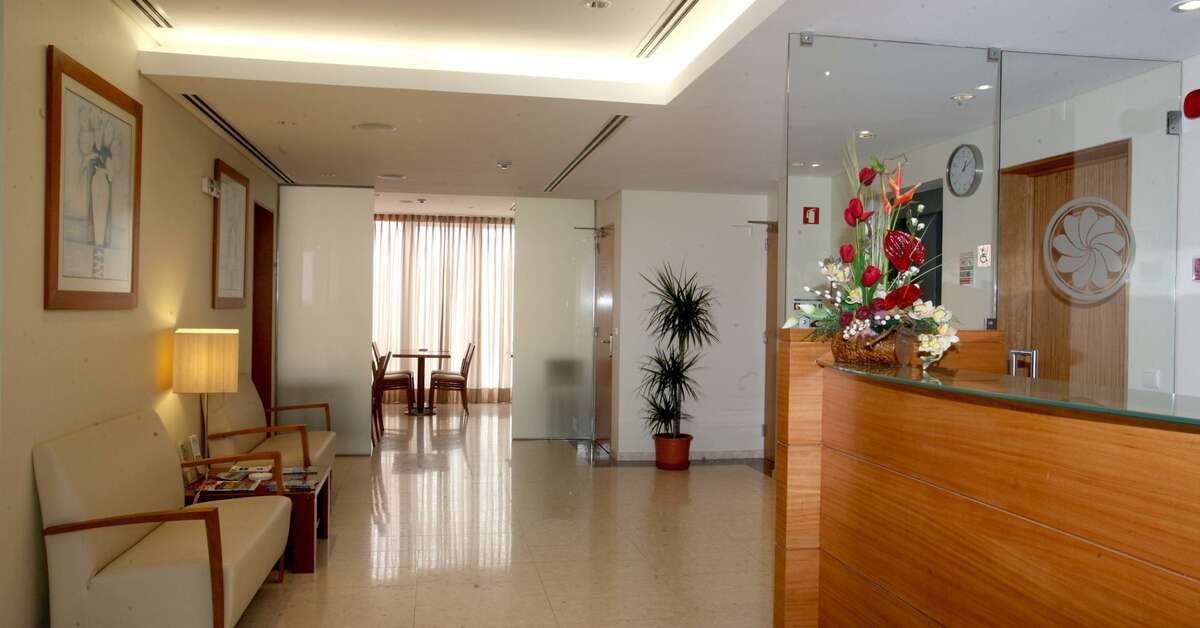Een foto van de buitenkant van Hotel Matriz