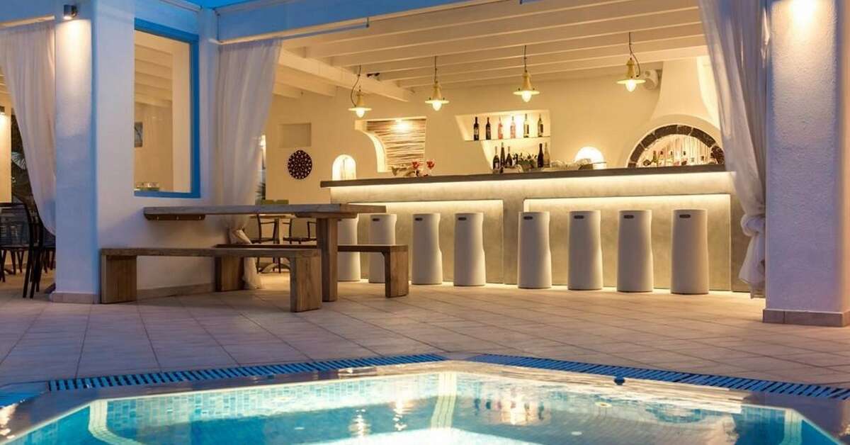 Een foto van het zwembad bij Marillia Village