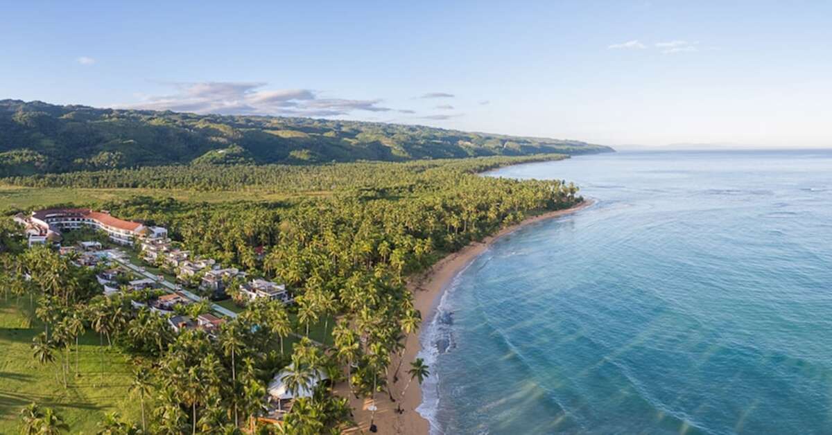 Een foto van het zwembad bij Sublime Samana Hotel & Residence