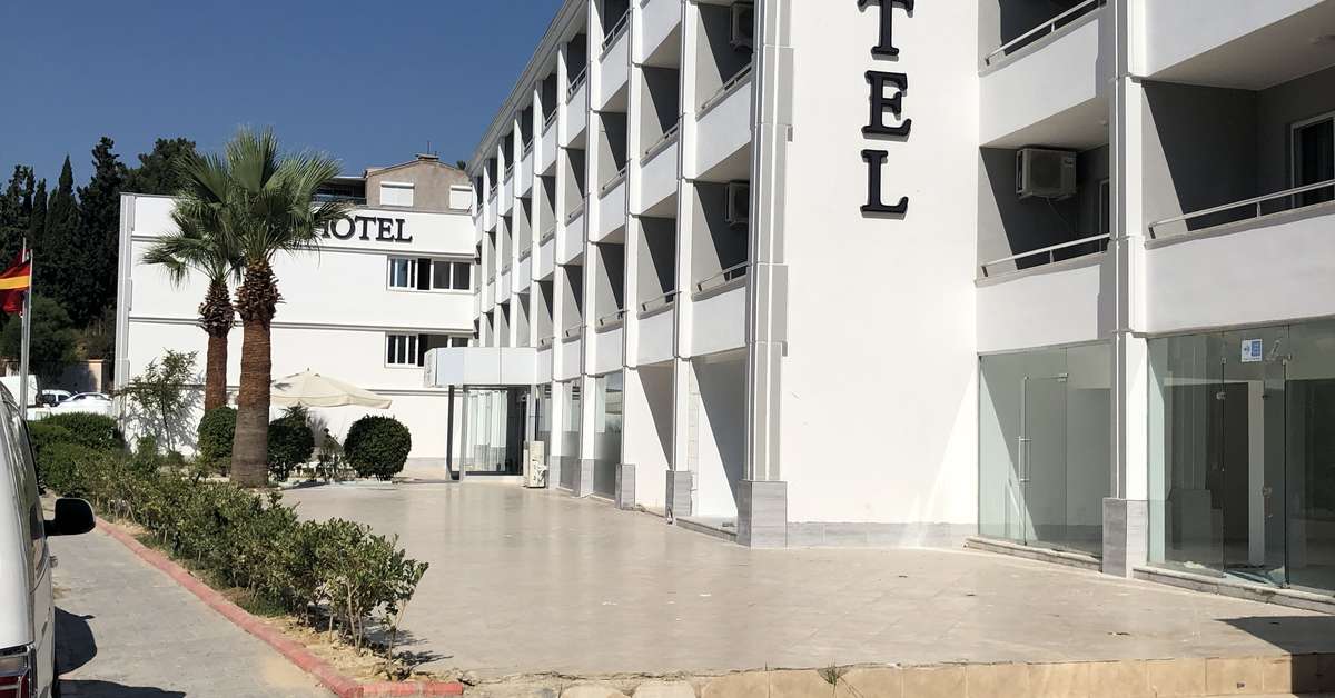 Een foto van de buitenkant van Asel Hotel Didim