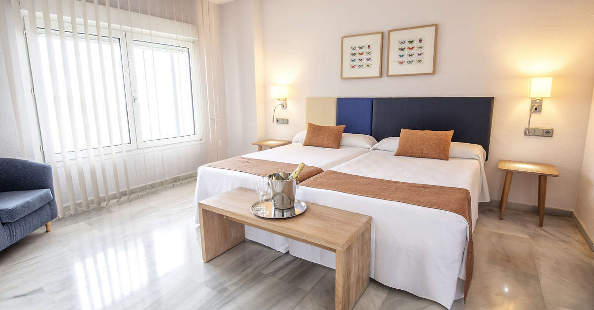 Een foto van First Flatotel International