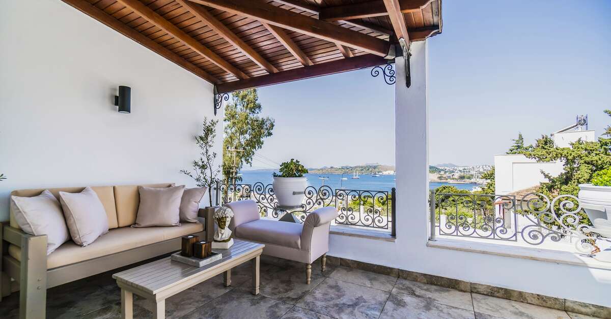 Een foto van het terras bij Manzara Boutique Hotel