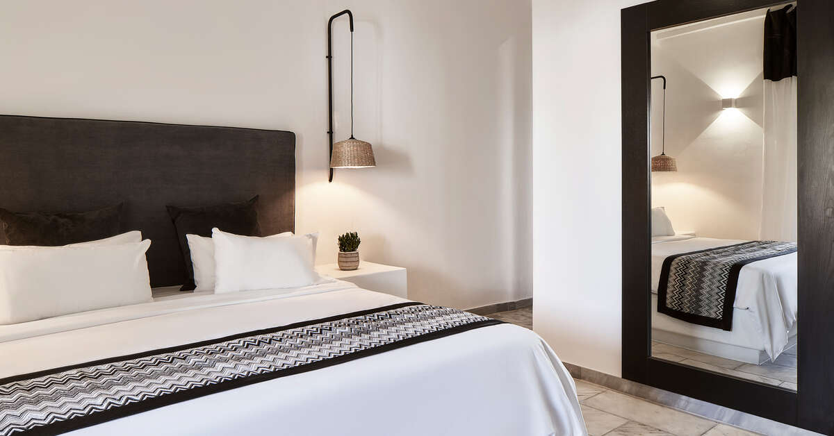 Een foto van Mr & Mrs White Mykonos
