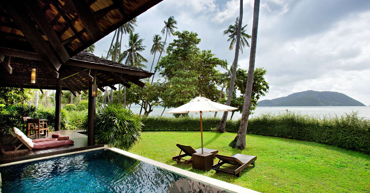 Een foto van het zwembad bij The Vijitt Resort Phuket