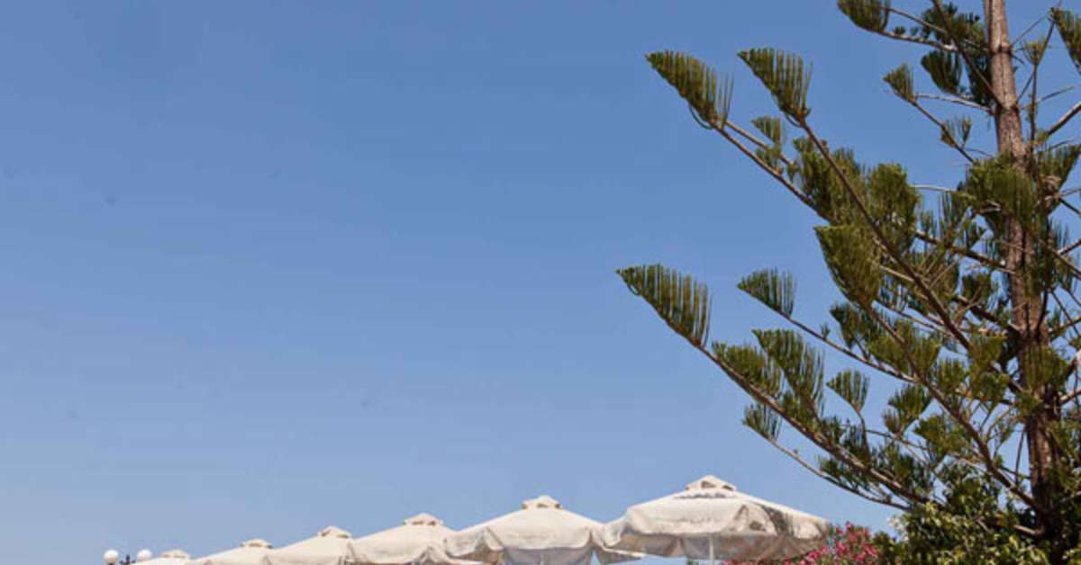 Een foto van het zwembad bij Georgioupolis Beach Hotel