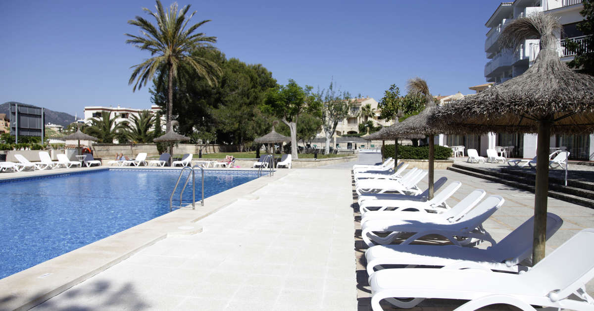 Een foto van het zwembad bij Hotel Casablanca