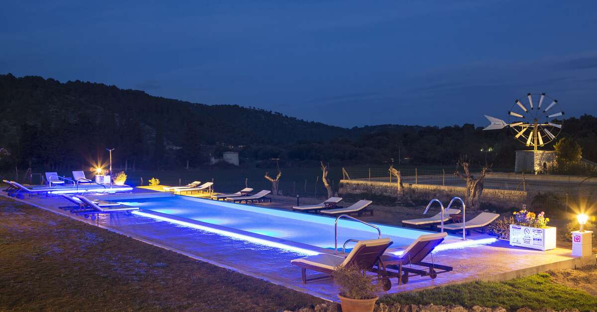 Ein Foto vom Pool im Eco Hotel Rural & Spa Monnaber Nou