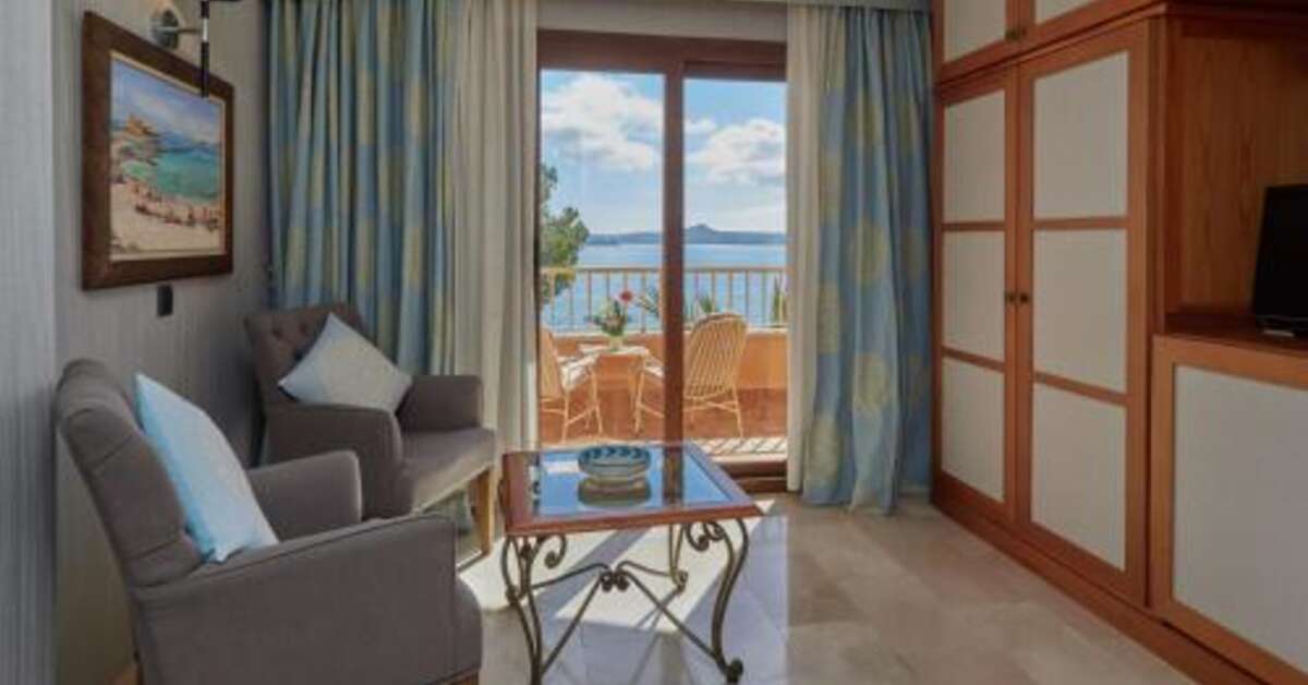 Ein Foto Petit Cala Fornells Hotel
