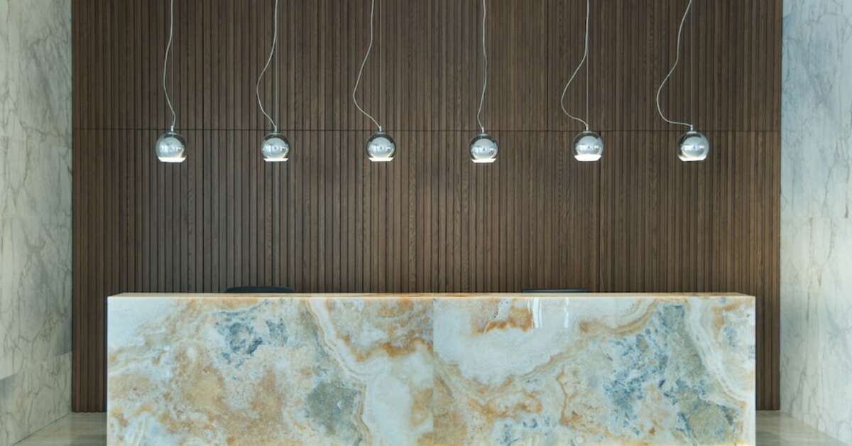 Een foto van het interieur van Mandali Hotel
