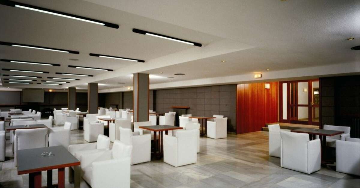 Een foto van het interieur van Hotel Garbi Park