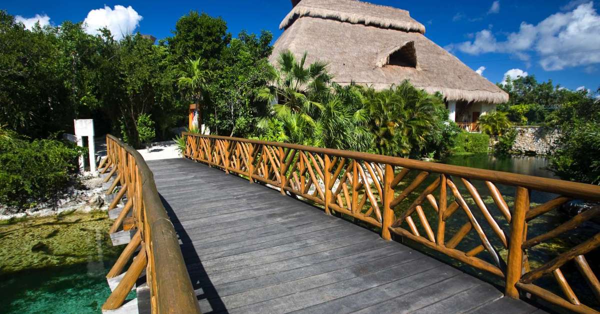 Een foto van de buitenkant van Catalonia Royal Tulum