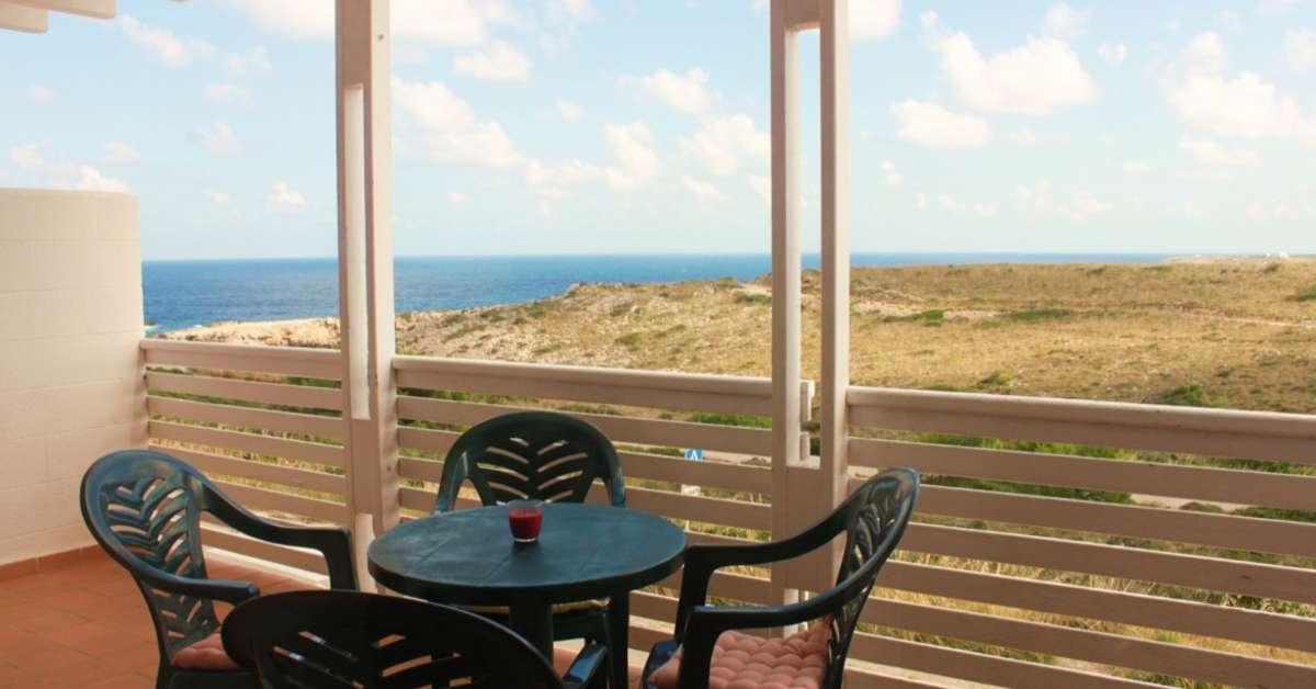 Een foto van het terras bij Appartementen Son Parc