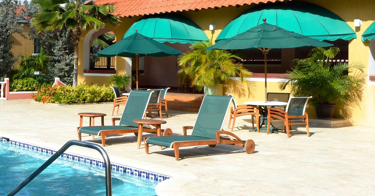 Een foto van het zwembad bij Harbour Village Beach Club