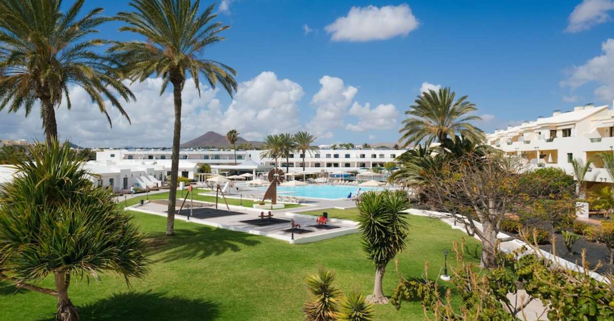 Een foto van het zwembad bij Aparthotel Santa Rosa