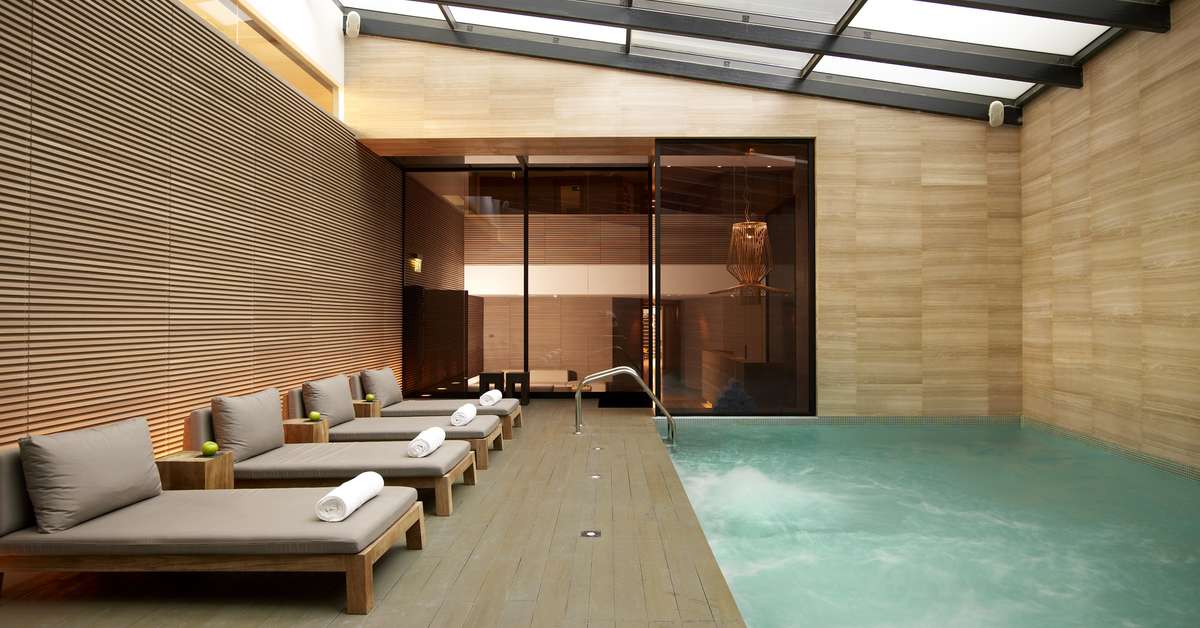 Een foto van het zwembad bij The Met Hotel