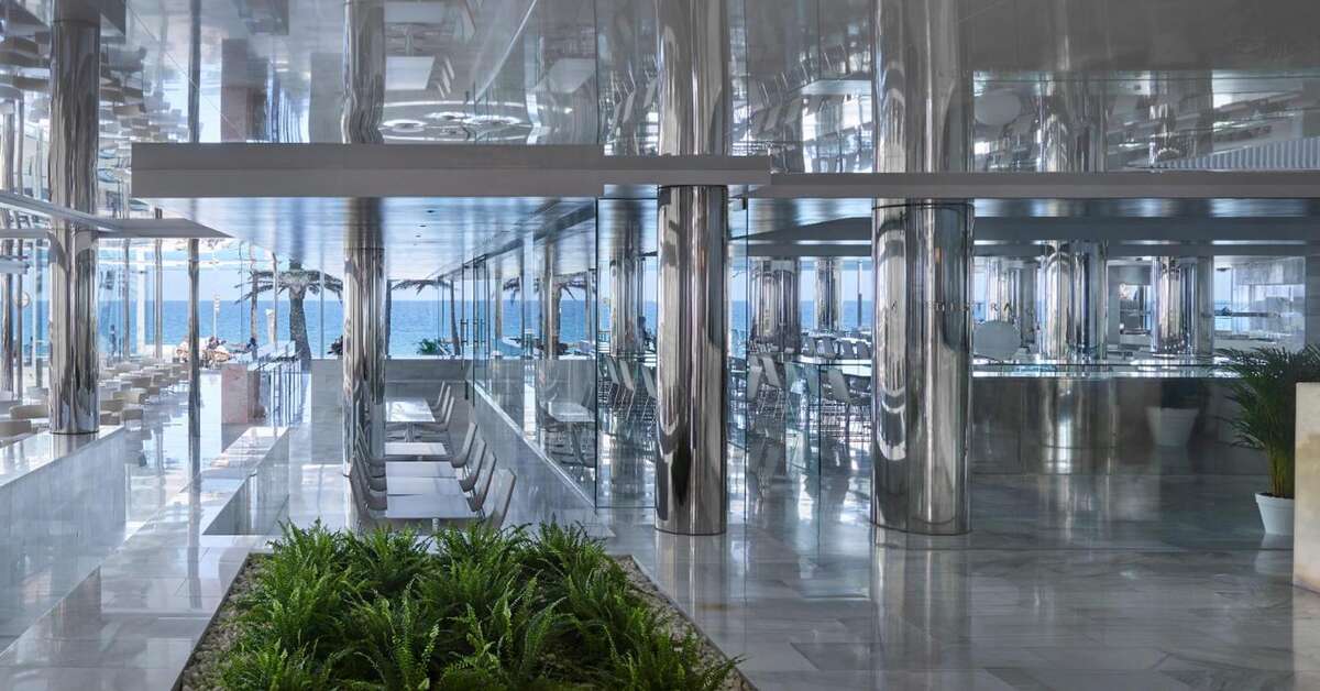 Een foto van het interieur van Hotel Aromar