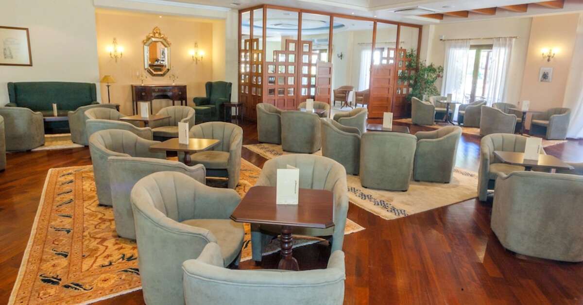 Een foto van het interieur van Hotel Aegean Melathron Thalasso & Spa