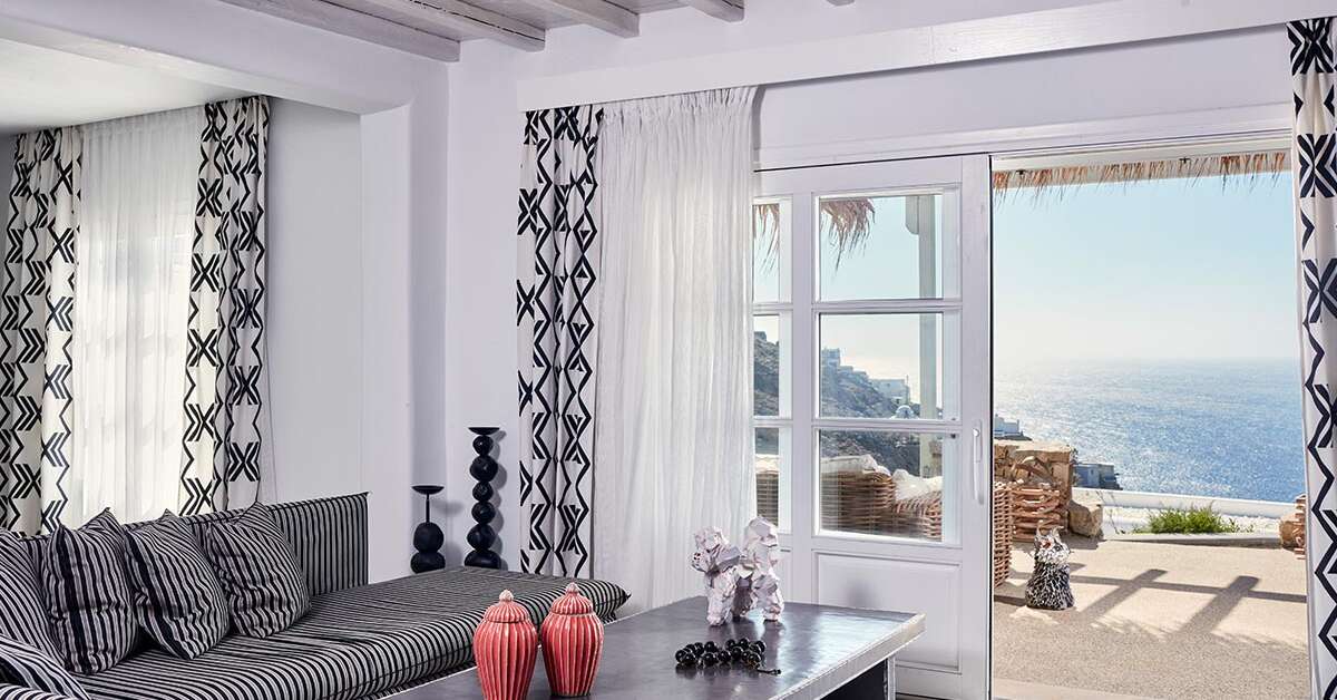 Een foto van het interieur van Myconian Villa Collection