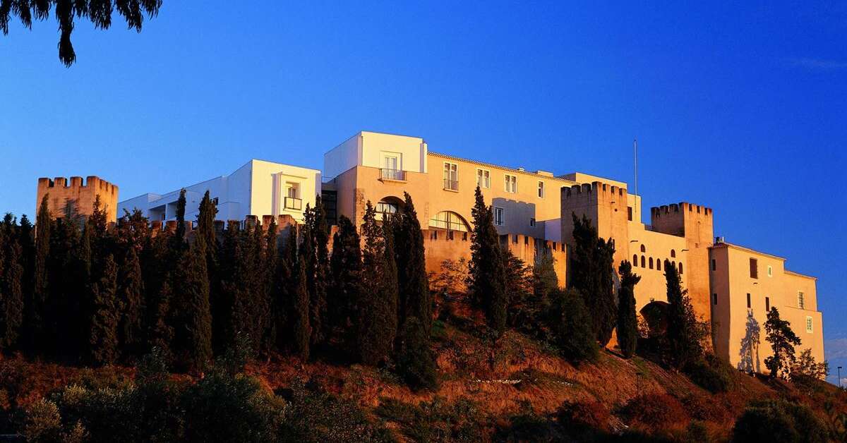 Een foto van de buitenkant van Pousada Castelo Alcacer Do Sal