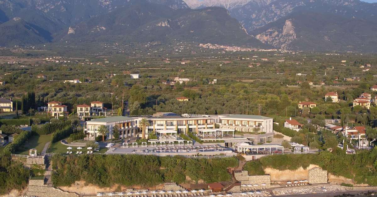 Een foto van de buitenkant van Cavo Olympo Luxury Hotel & Spa