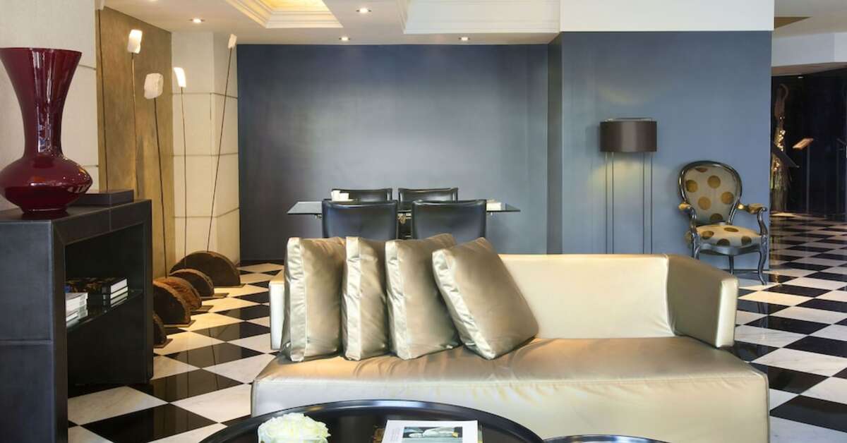 Een foto van het interieur van Gran Derby Suite