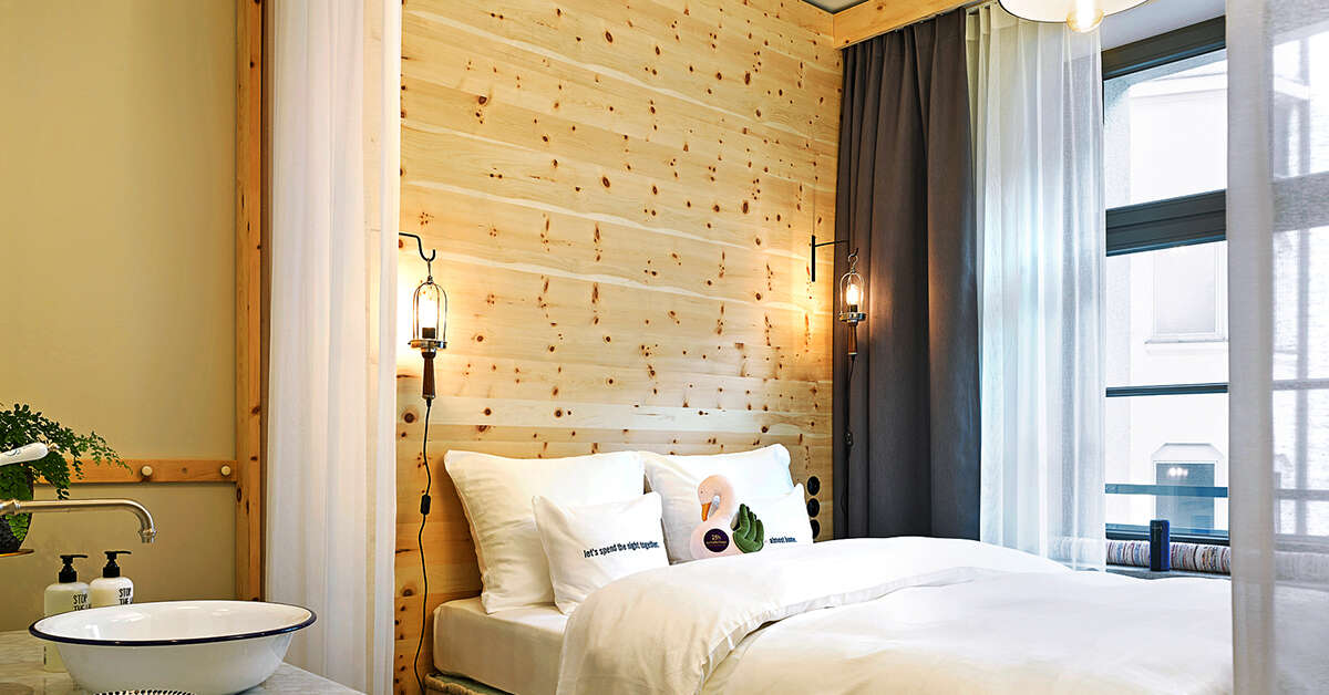 Een foto van 25hours Hotel The Royal Bavarian