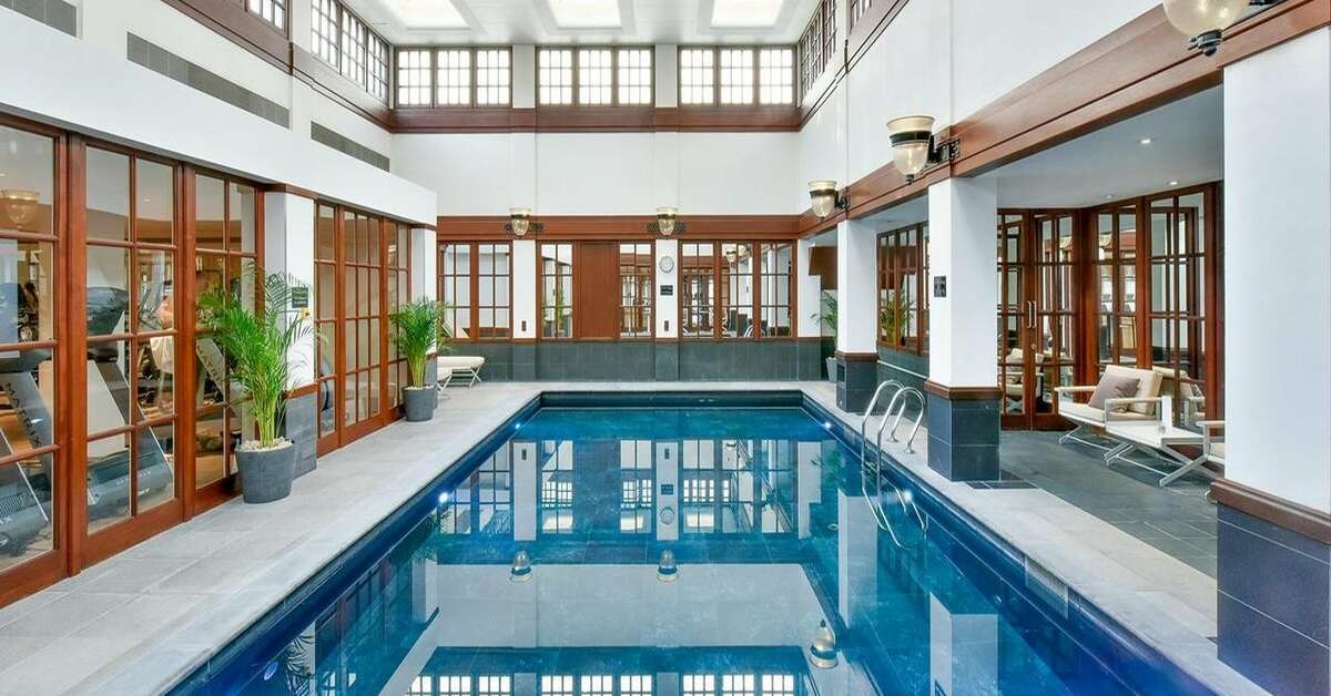 Een foto van The Savoy