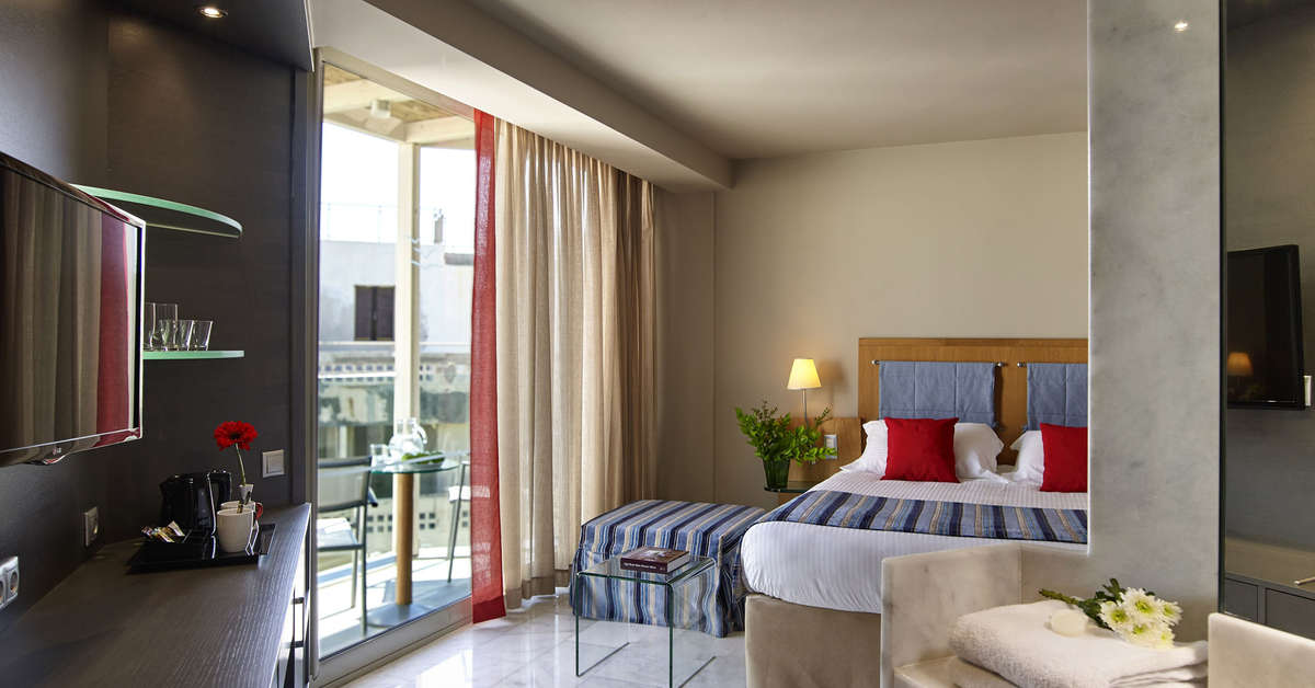 Ein Foto Kyma Suites Beach Hotel