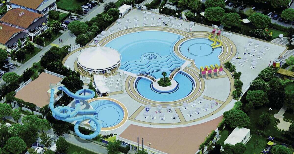 Een foto van het zwembad bij Sant'Angelo Village