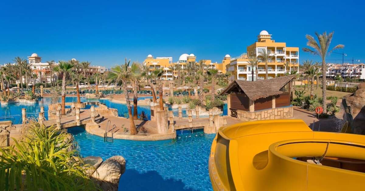 Een foto van het zwembad bij Zimbali Playa Spa Hotel