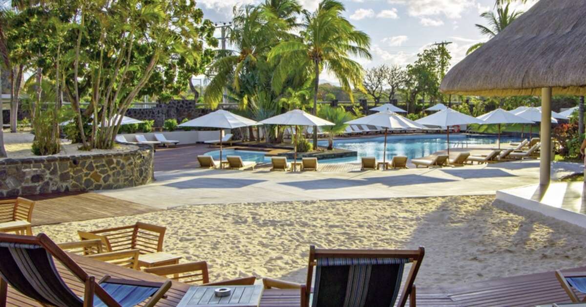 Een foto van het zwembad bij Solana Beach