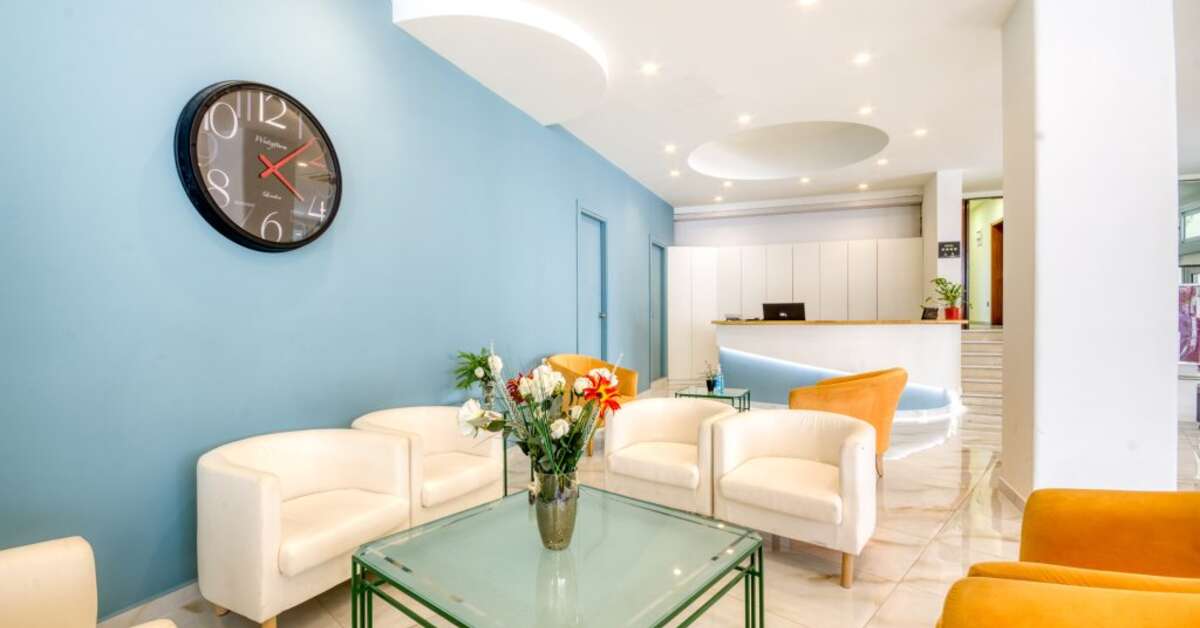 Een foto van het interieur van Arte Hotel