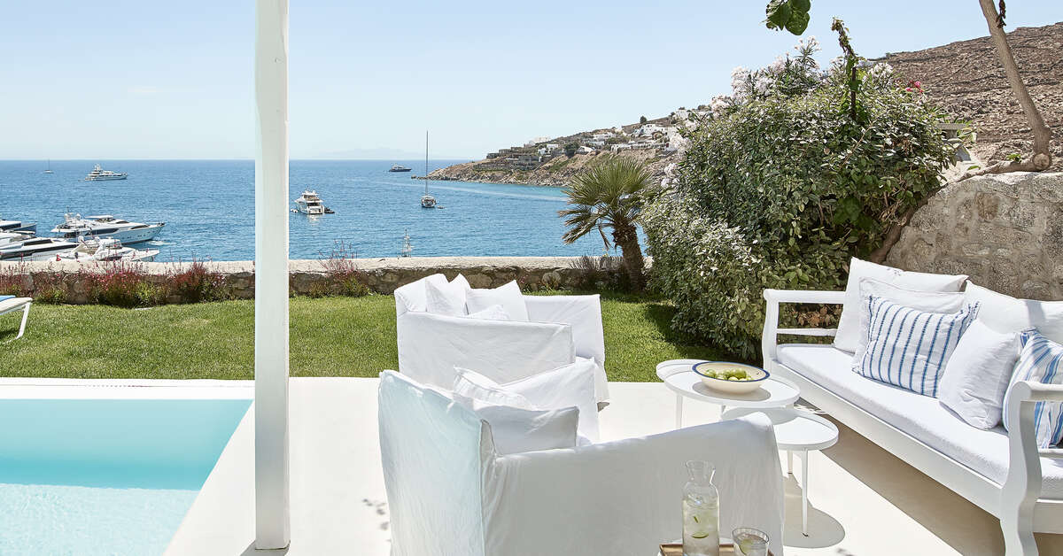 Een foto van het zwembad bij Mykonos Blu Grecotel Boutique Resort