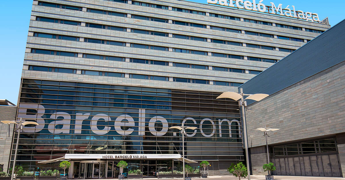 Een foto van de buitenkant van Barcelo Malaga