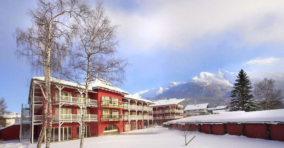 Een foto van de buitenkant van Das Hotel Eden