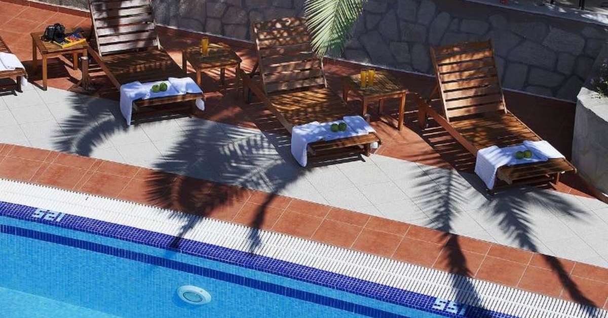 Een foto van het zwembad bij Hotel Simeon