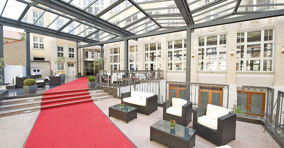 Een foto van de buitenkant van Wyndham Garden Berlin Mitte