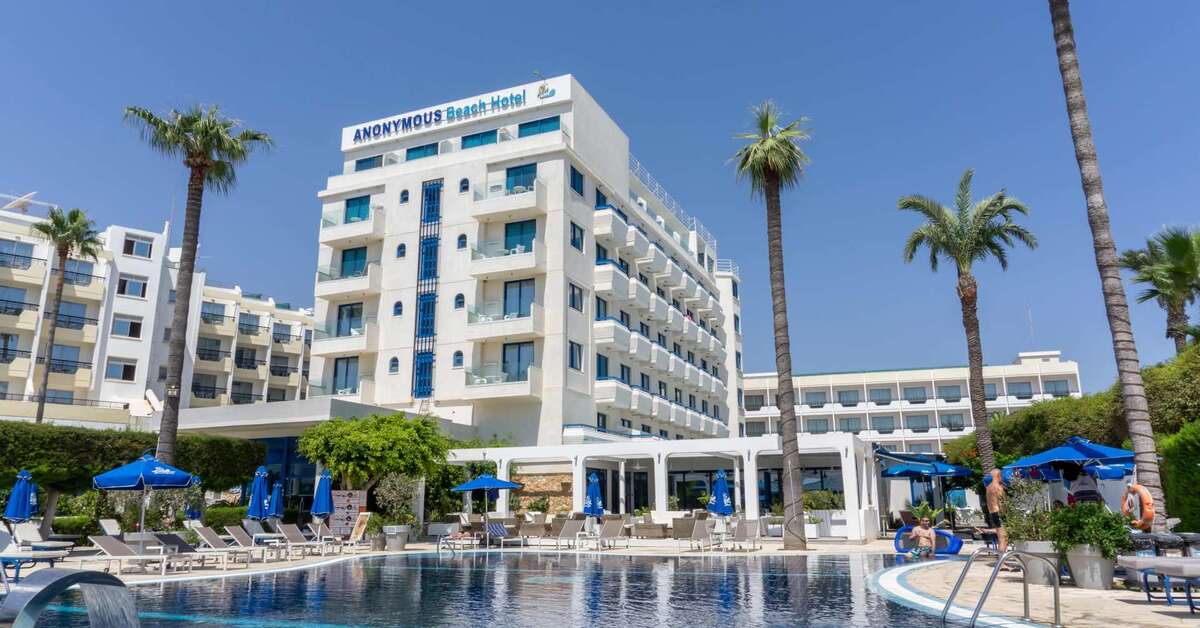 Een foto van een overzicht van Anonymous Beach Hotel