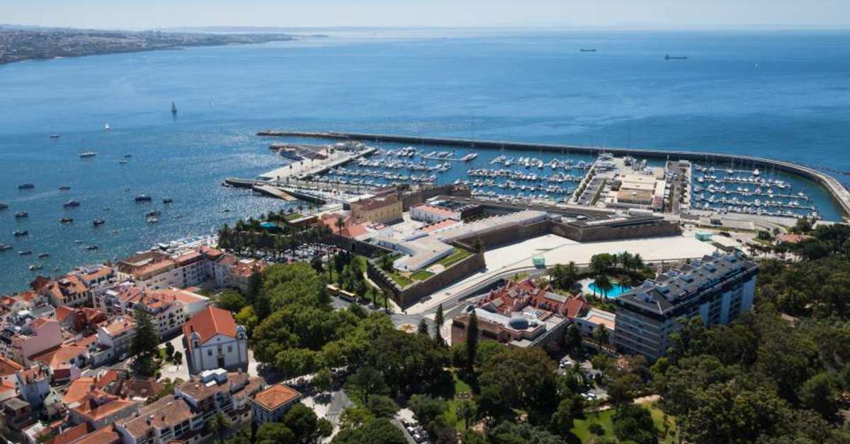 Een foto van de buitenkant van Pestana Cidadela Cascais