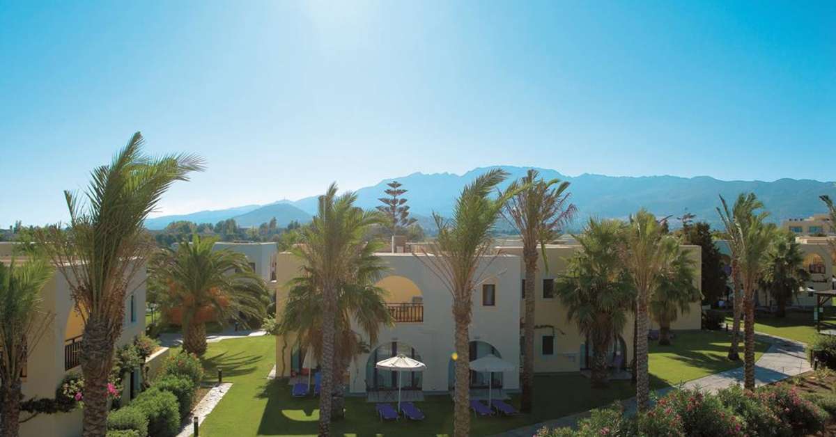 Een foto van de buitenkant van Grecotel Casa Paradiso