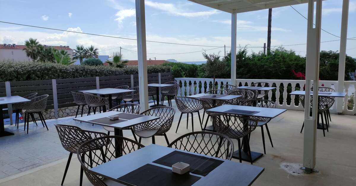 Een foto van California Beach Hotel