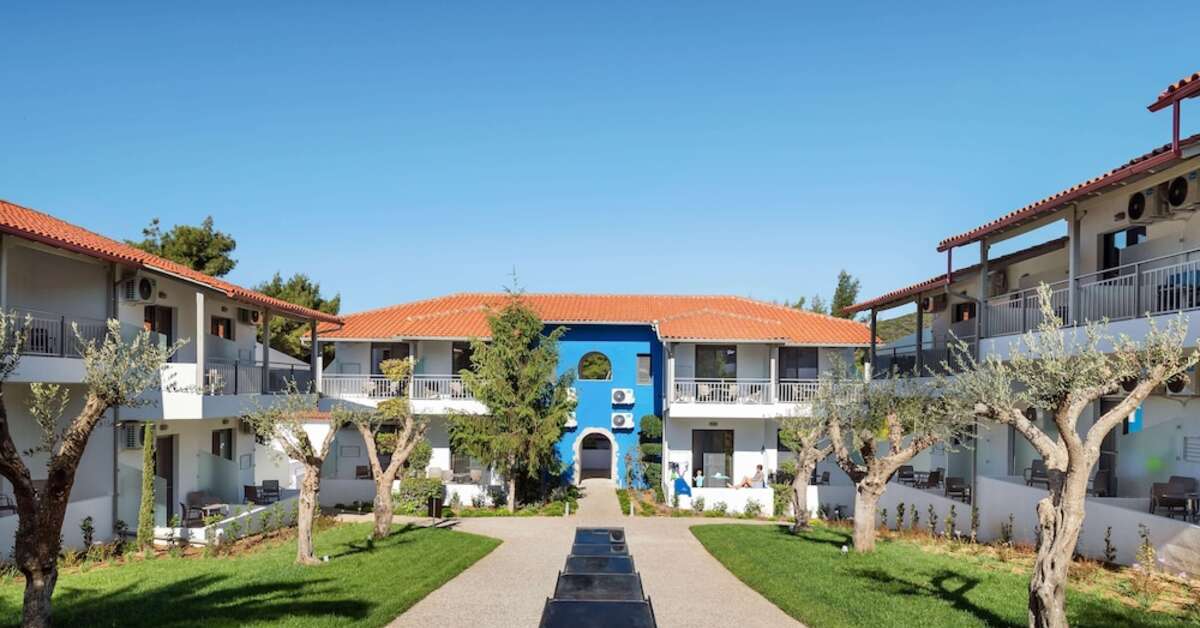 Een foto van de buitenkant van Philoxenia Hotel