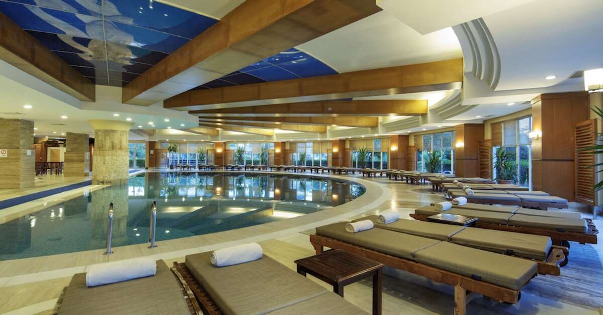 Een foto van het zwembad bij Crystal Admiral Aqua Collection