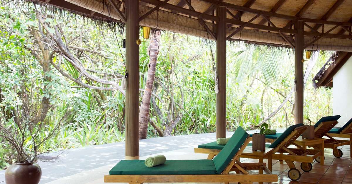 Een foto van het terras bij Coco Palm Dhuni Kolhu