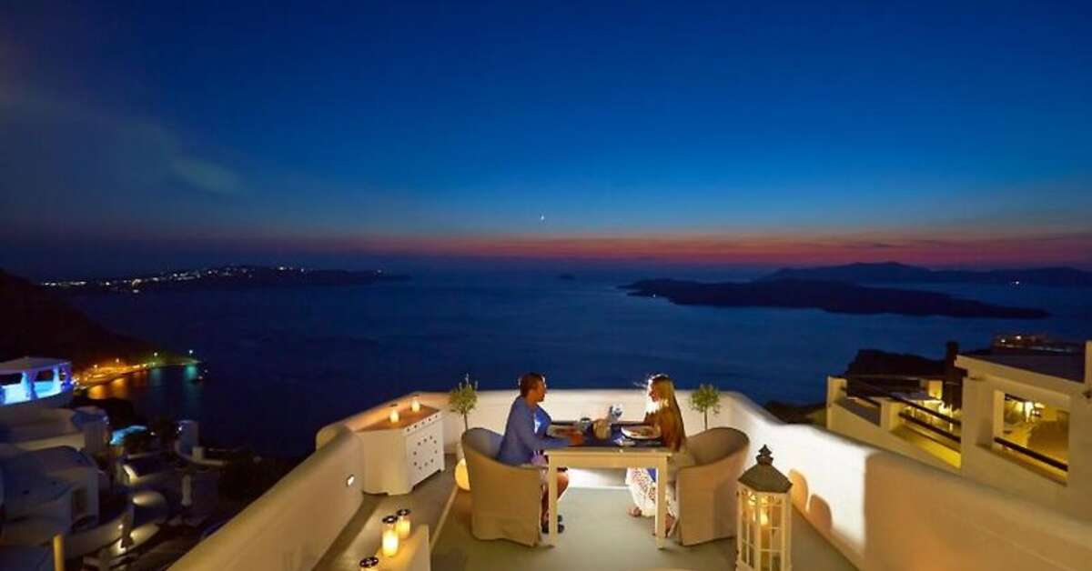 Een foto van het terras bij Volcano View Hotel