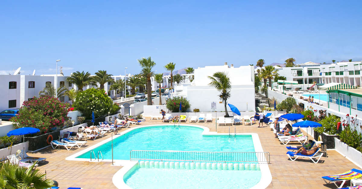 Ein Foto vom Pool im Apartments Livvo Oasis