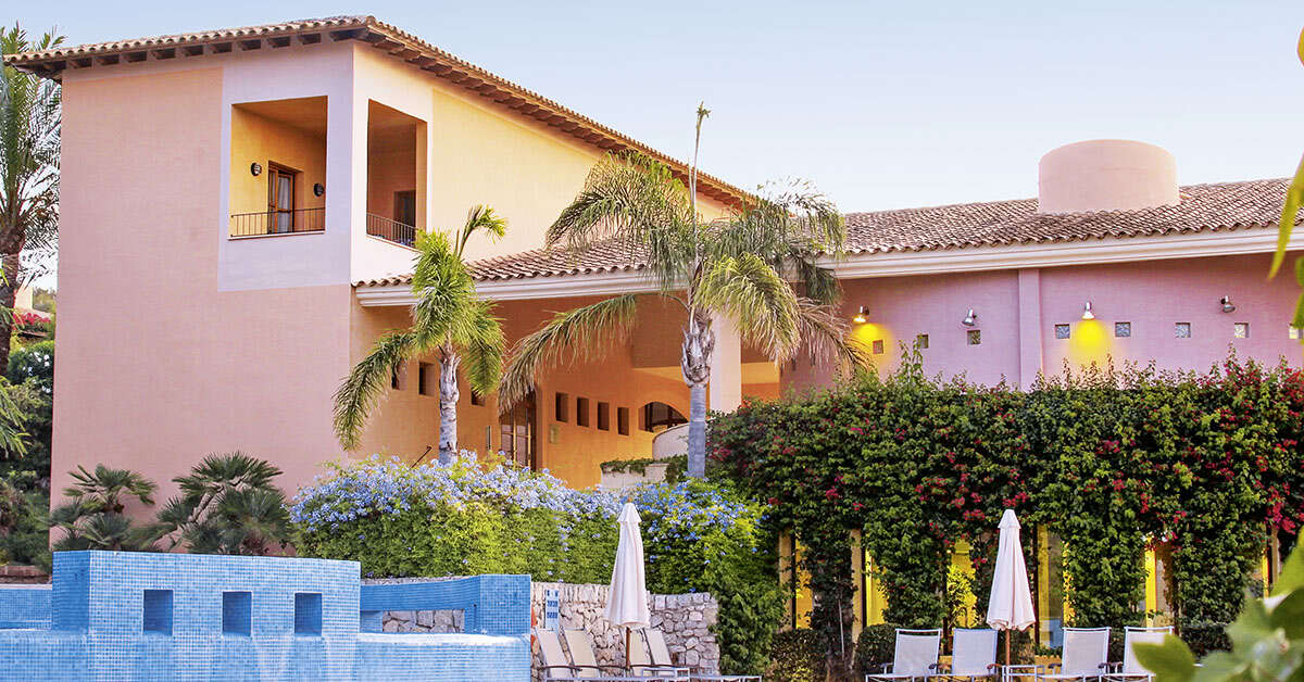 Ein Foto vom Pool im Pula Suites Boutique Resort